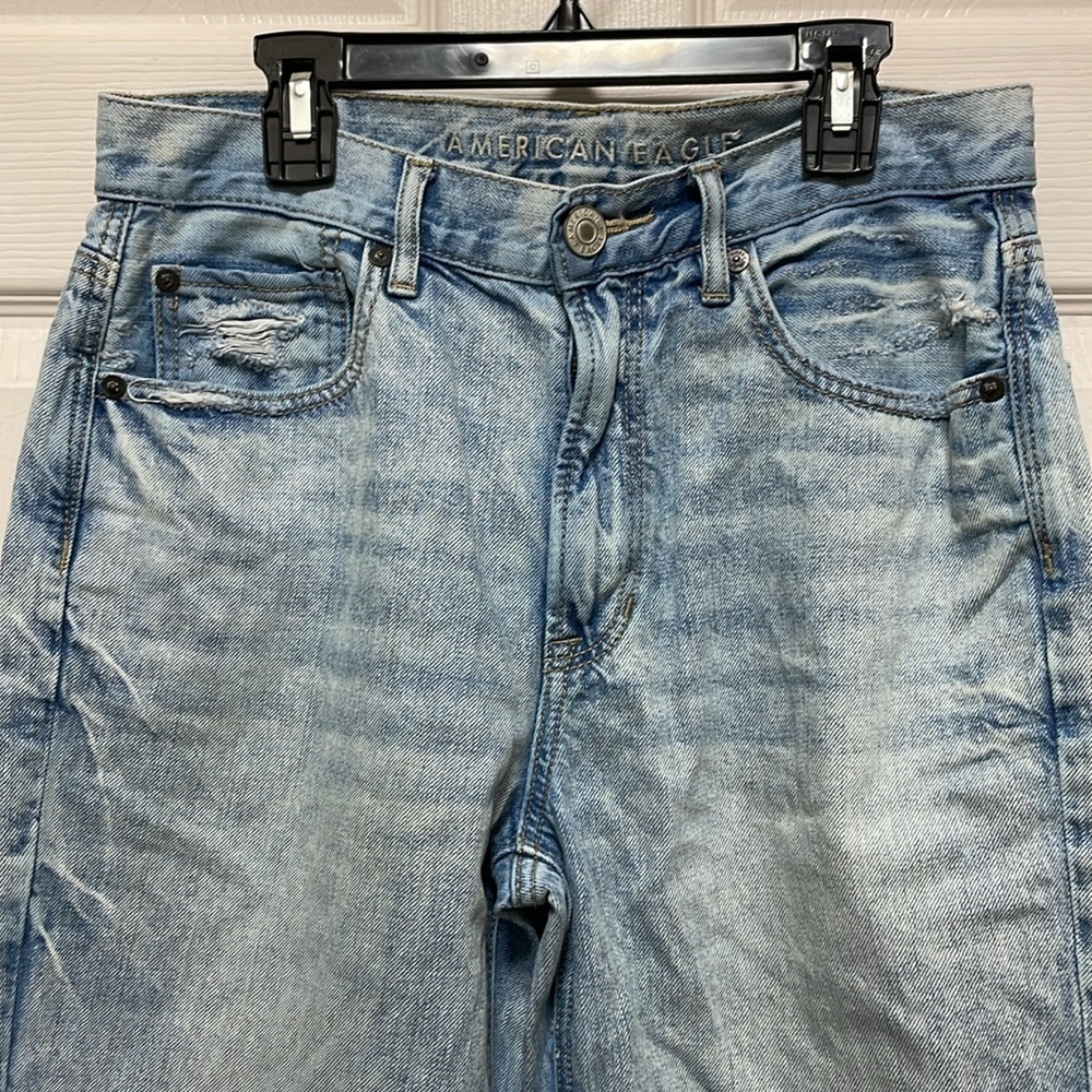 American Eagle | 90’s Boyfriend | High-Waisted | Worn Wash | Denim Jean | Size 2 - Picture 2 of 16
